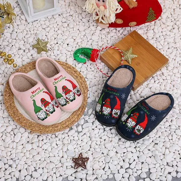 Cozy Christmas Gnome Cotton Slippers for Home Comfort 86873942C