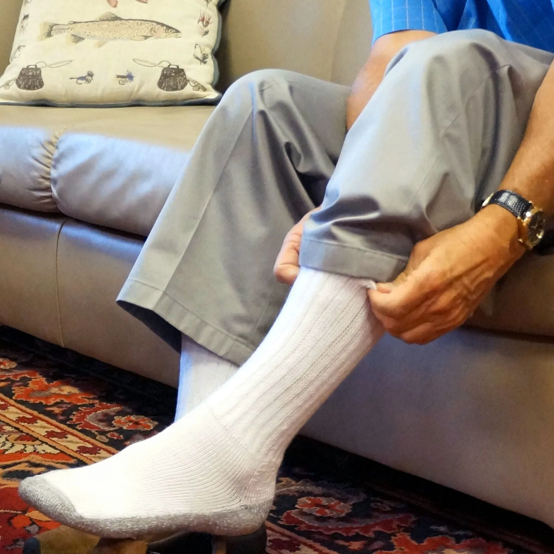 Cozy Diabetic Comfort Relax Fit Peace Crew Socks