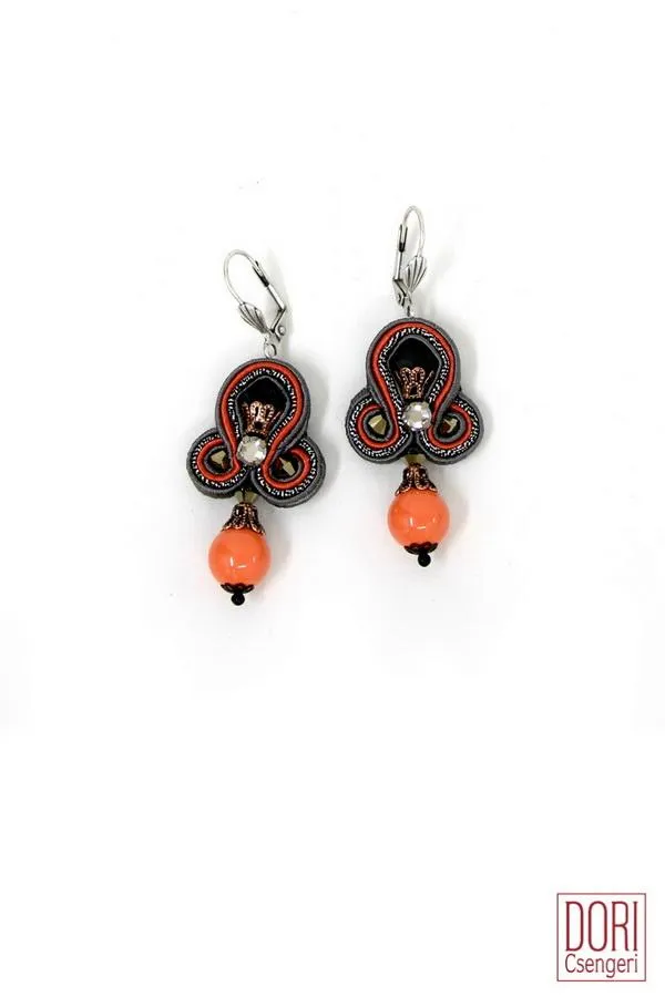 Daphne Casual Earrings