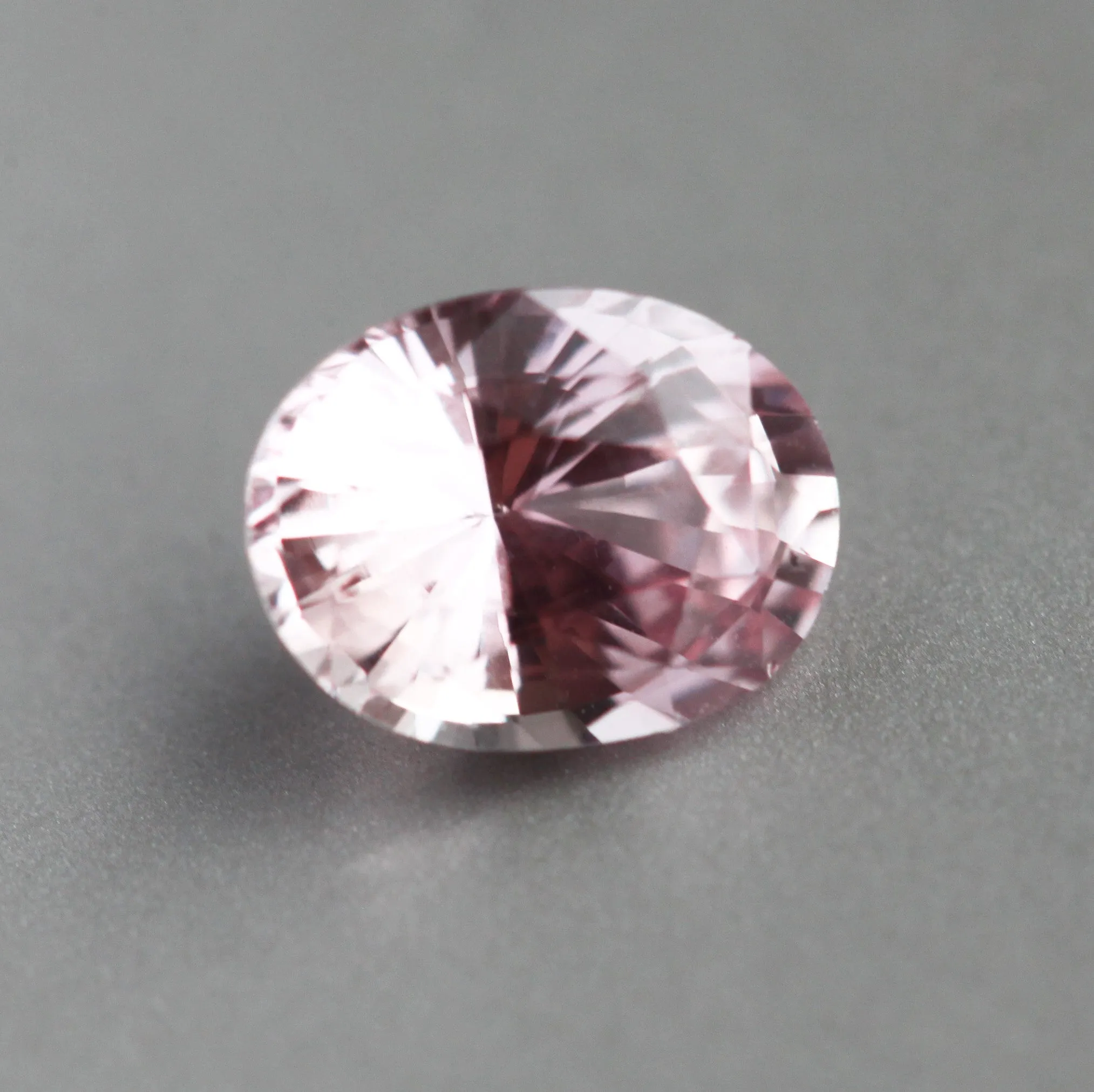 Loose 1.06 Ct Oval Pink Orange Sapphire