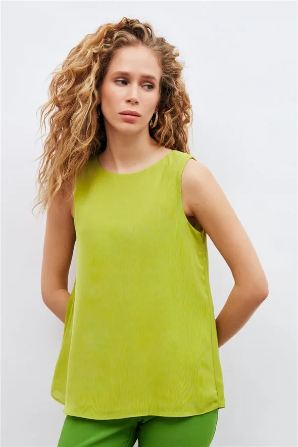 Sleeveless Loose Georgette Top - Olive